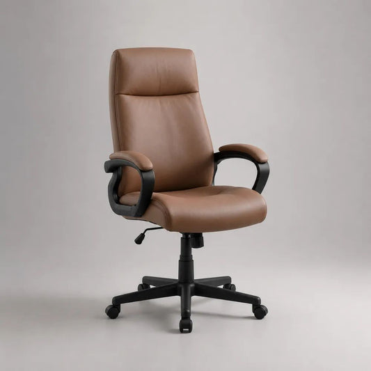 Sedia da ufficio ergonomica girevole in similpelle marrone e nera con schienale alto, 67 x 70 x 112-122 cm